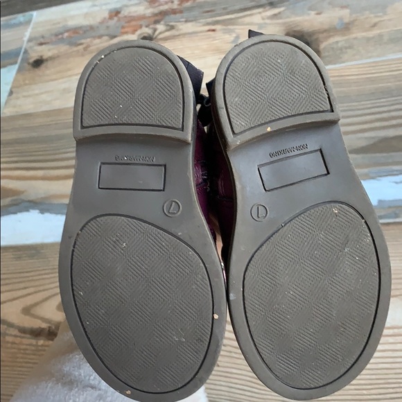 Wine colored boots - Picture 4 of 4